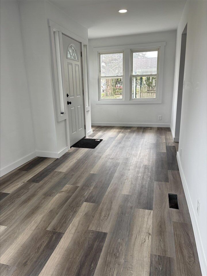 Property Photo:  2327 Vermont Avenue  IN 47331 