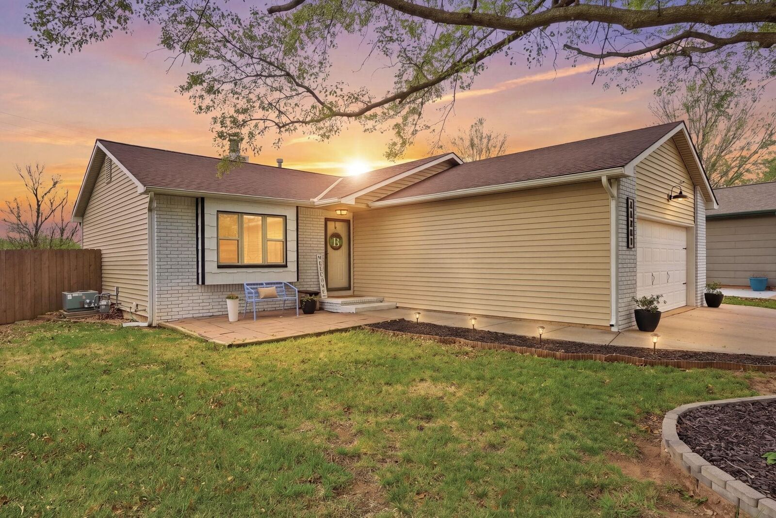 Property Photo:  11207 W Delano St  KS 67212 