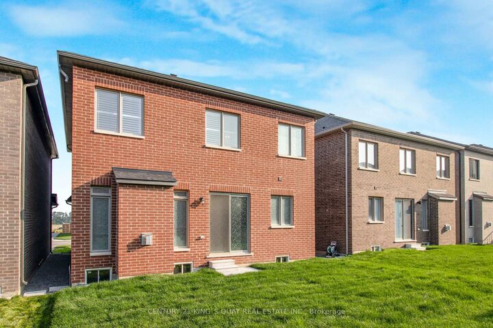 Property Photo:  38 Tipp Drive  ON L4E 1J3 