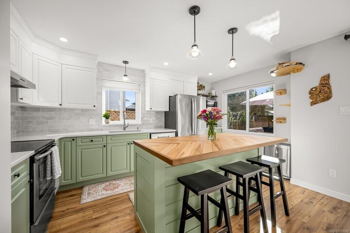 Property Photo:  2500 1st St A  BC V9N 8X9 