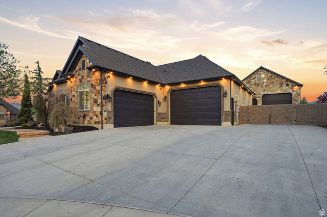Property Photo: 3317 W Tucannon Cv UT 84065