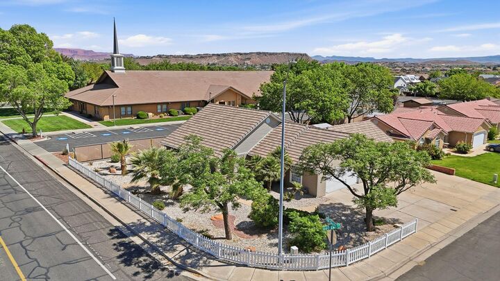 Property Photo:  670 E 900 S  UT 84790 