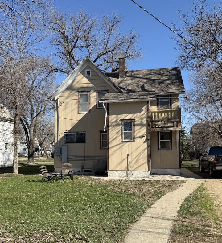 Property Photo:  19 SW 8th Avenue  SD 57401 