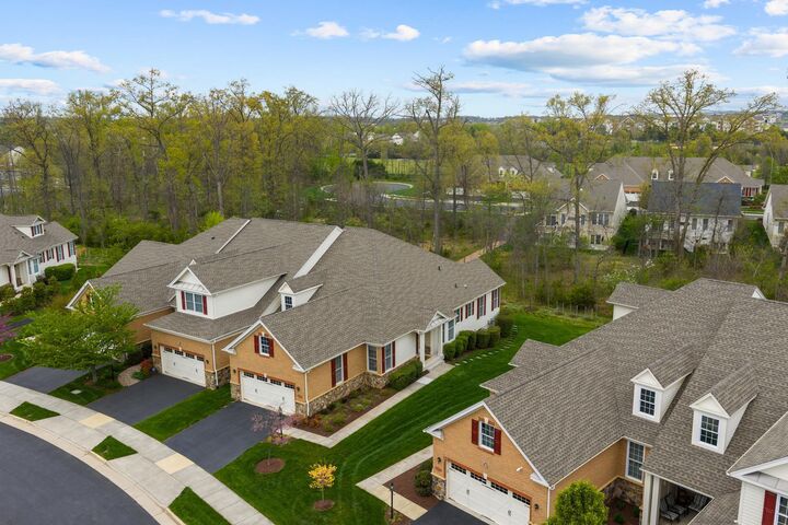 Property Photo:  44568 Granite Run Terrace  VA 20147 