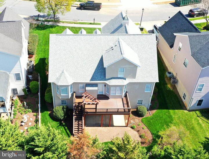 Property Photo: 813 Chelsea Drive VA 22601