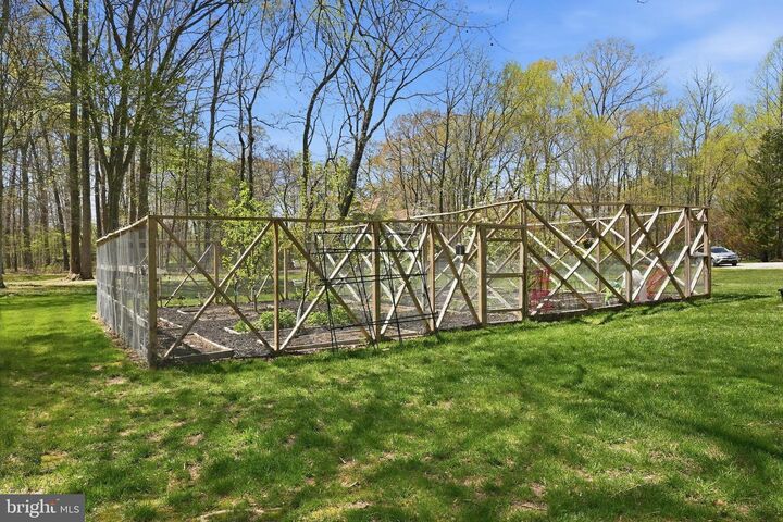 Property Photo:  3205 Ivy Way  MD 20776 