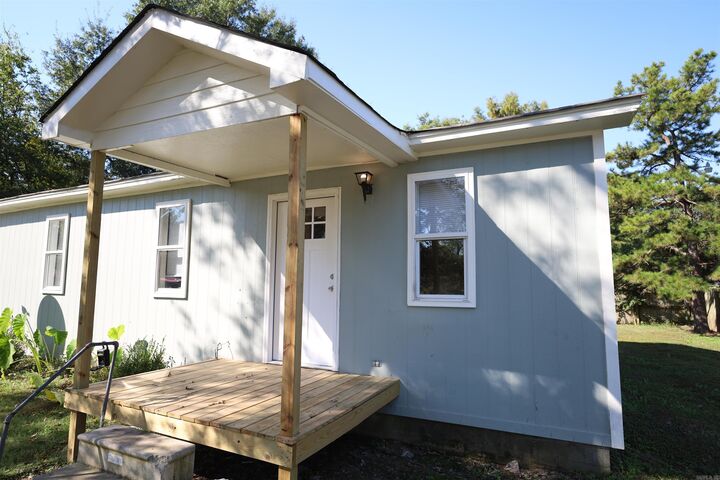 Property Photo: 717/721 Ellis Avenue AR 72472