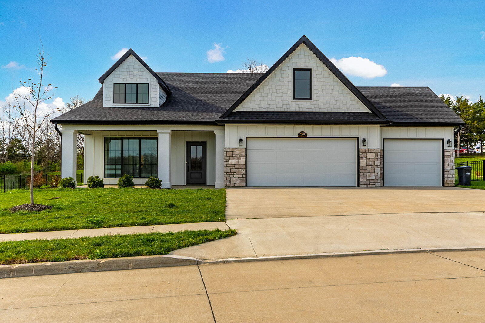 Property Photo:  4611 Stone Mountain Pky  MO 65201 
