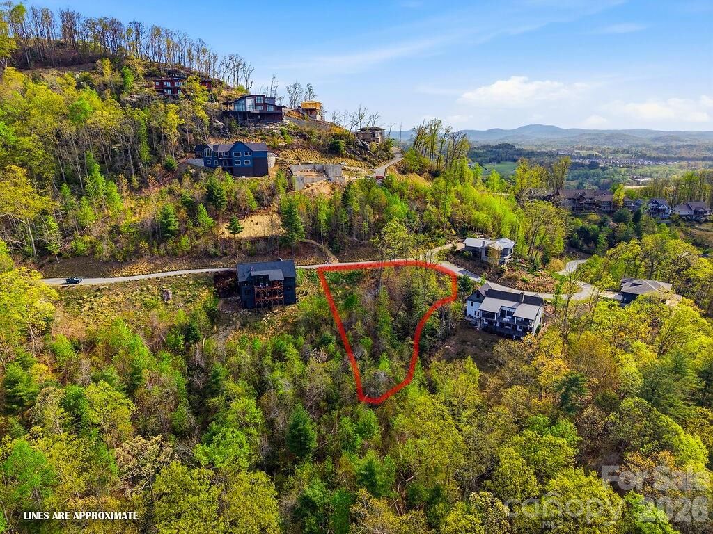 Property Photo:  325 Curtain Bluff W9  NC 28791 