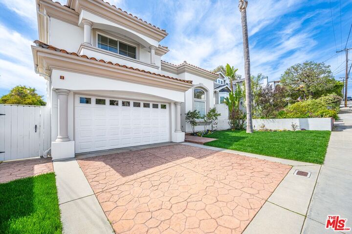 Property Photo:  1756 Ruhland Ave  CA 90266 