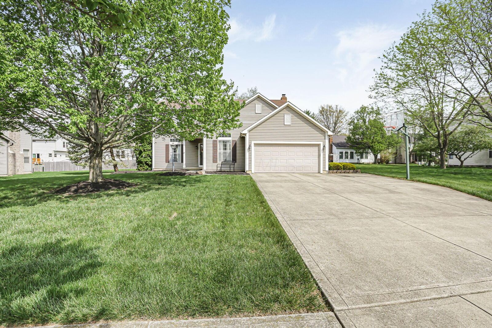 Property Photo: 672 Morello Court OH 43147