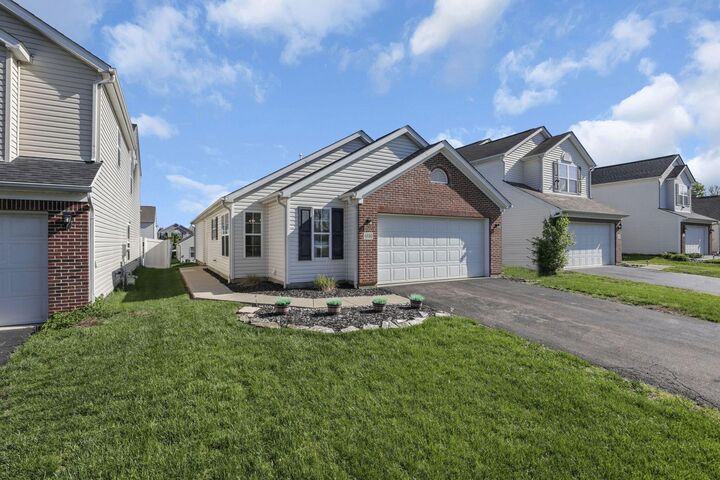 Property Photo:  6880 Riding Trail Drive  OH 43110 