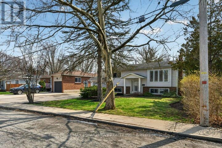 Property Photo:  111 Mill Street  ON L0R 2A0 