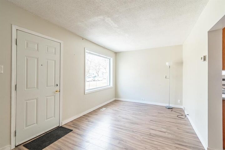 Photo de la propriété:  188 Dollard Boulevard  MB R2H 0M5 