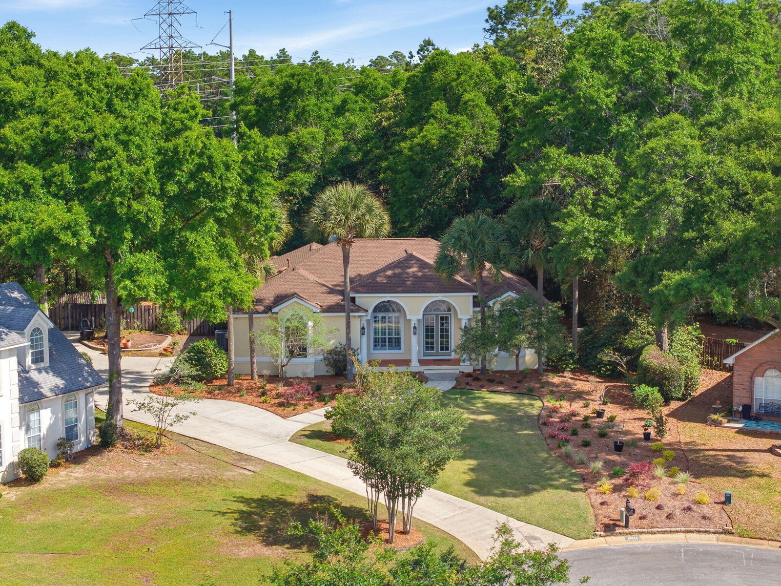 Property Photo: 10654 Mac Gregor Drive FL 32514