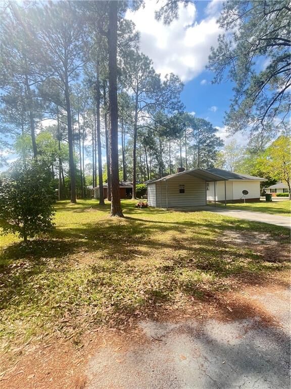Property Photo:  1105 Camellia Drive  GA 31015 