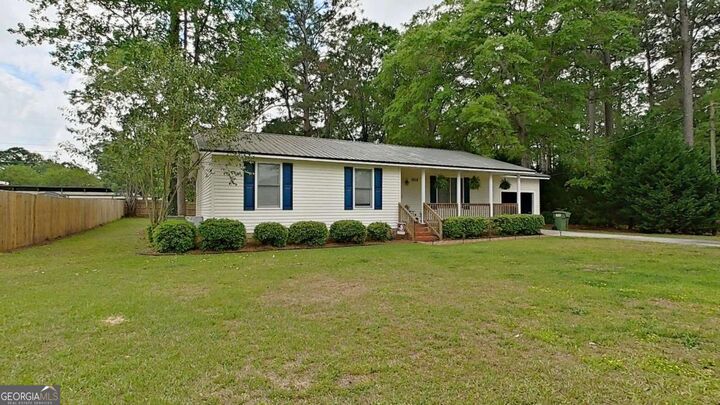 Property Photo:  1014 Robin Drive  GA 31792 
