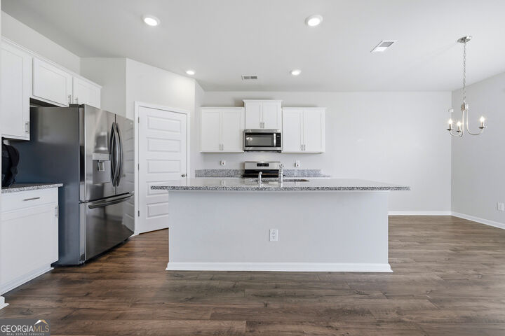 Property Photo:  59 Silver Birch Pass  GA 30265 