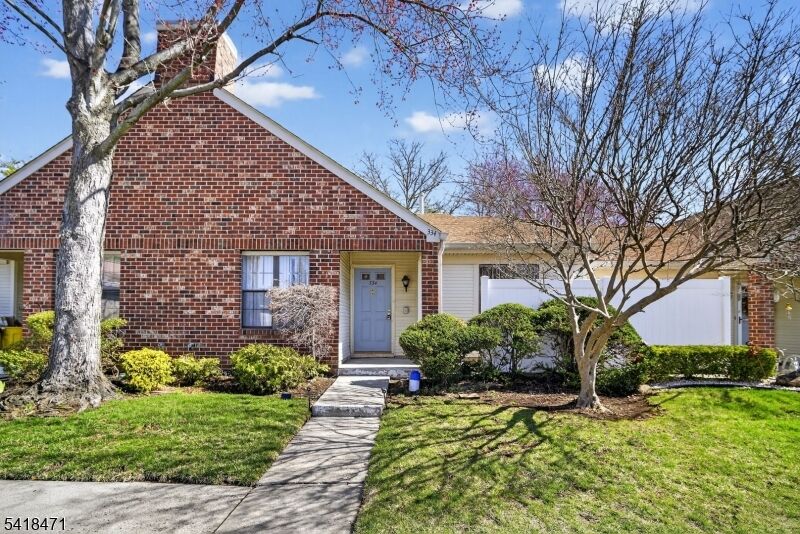 Property Photo: 334 Wycoff Way NJ 08816