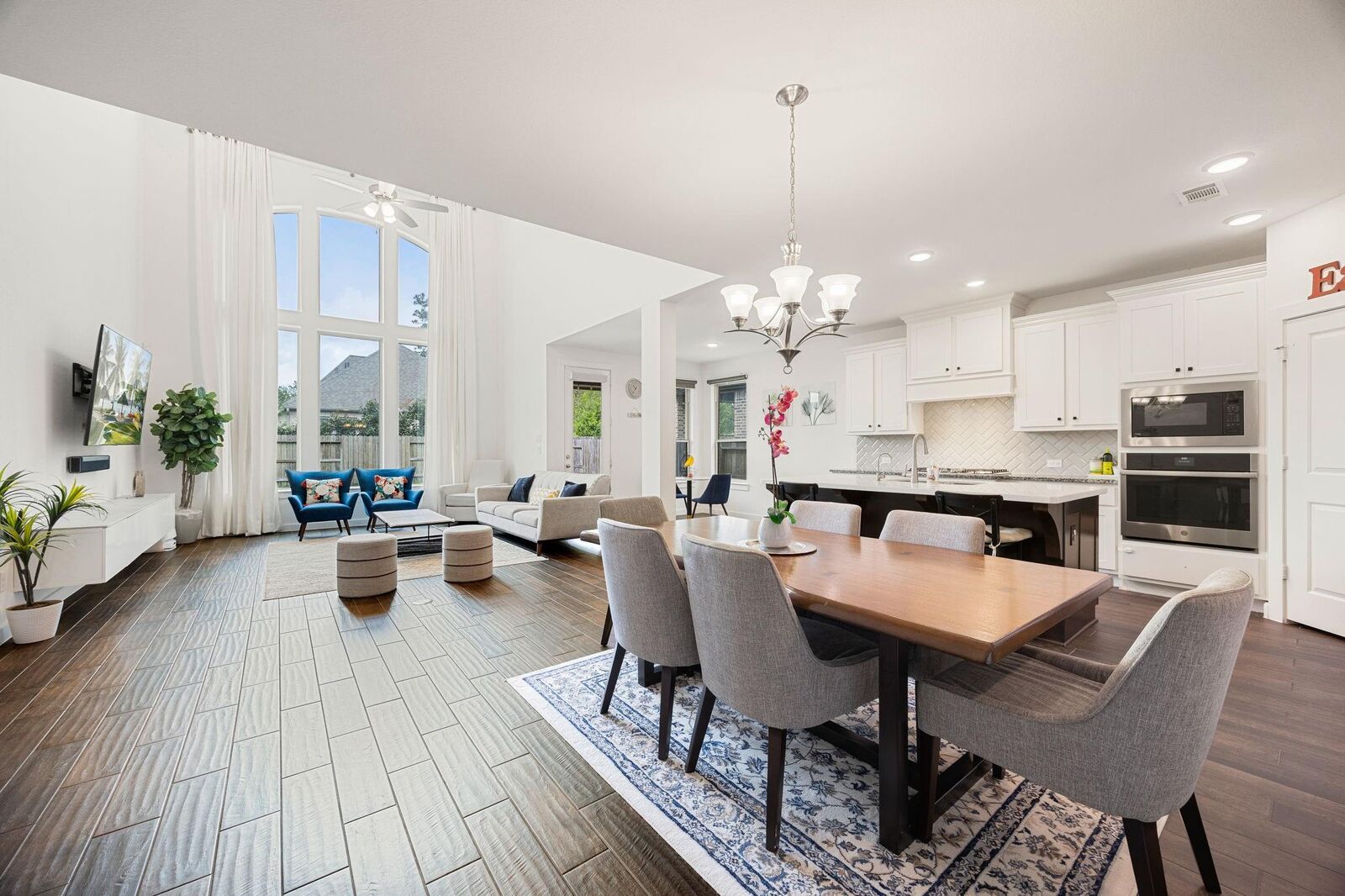 Property Photo: 16823 Hammon Woods Drive TX 77346