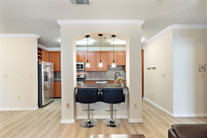 Property Photo:  1711 Old Spanish Trail 218  TX 77054 
