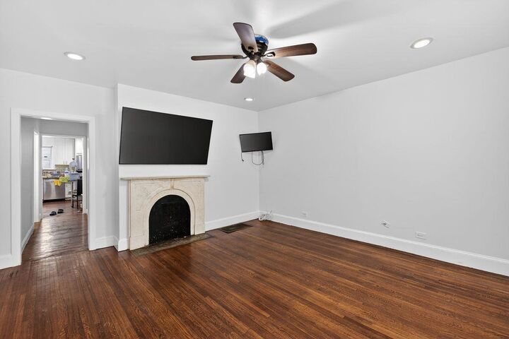 Property Photo:  44 Lexington Ave  NJ 07304 