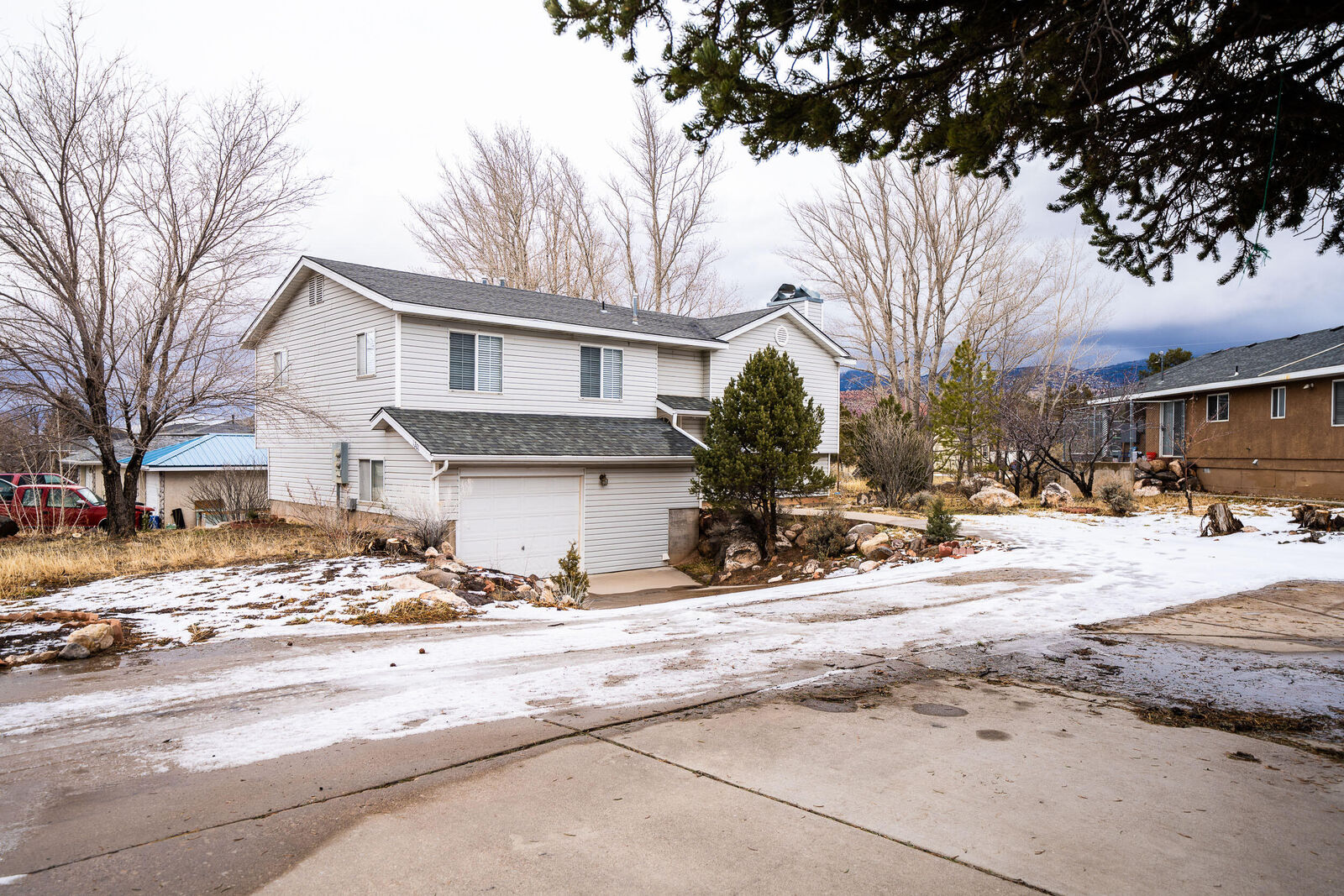 Property Photo:  1201 S 860 W  UT 84720 