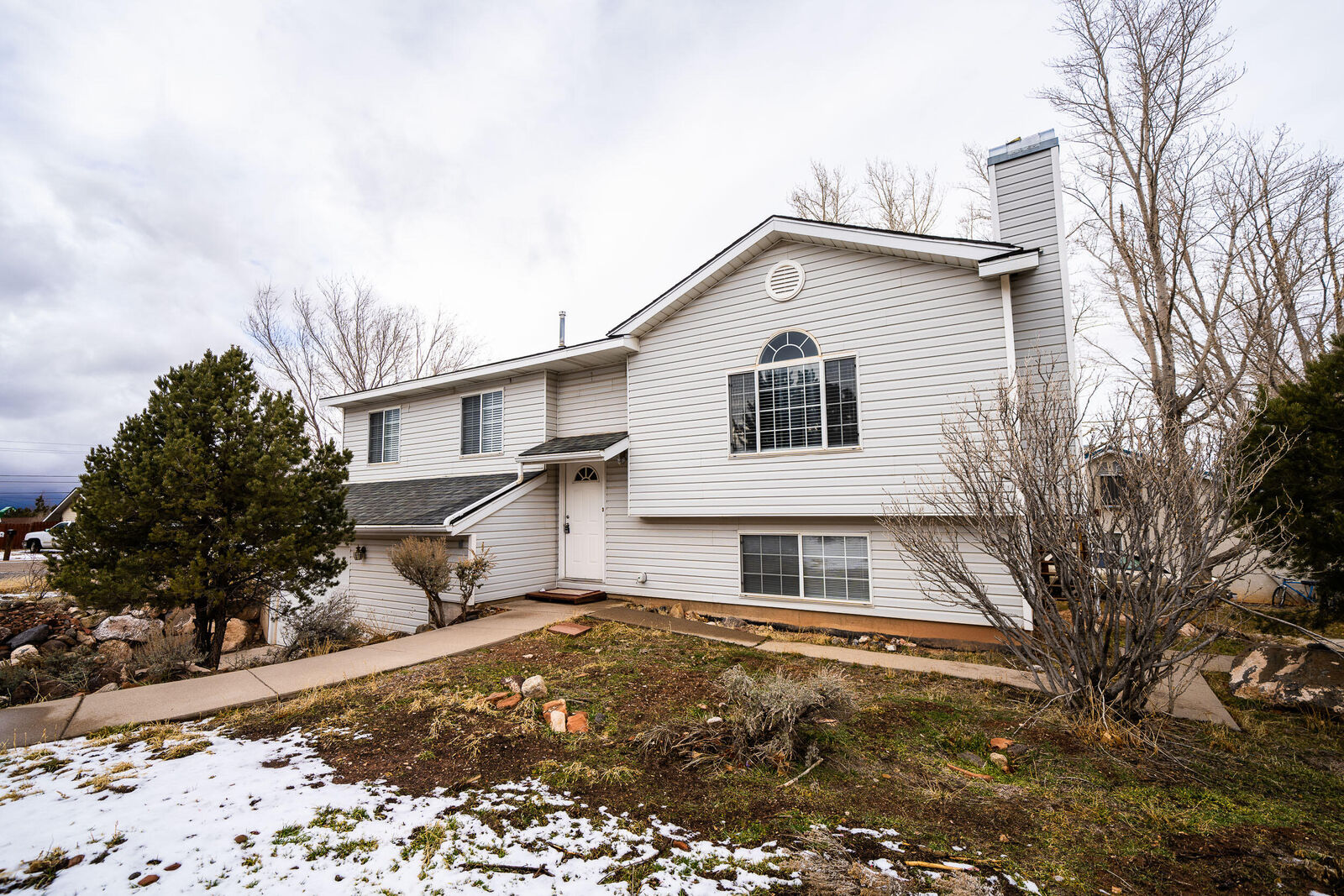 Property Photo: 1201 S 860 W UT 84720