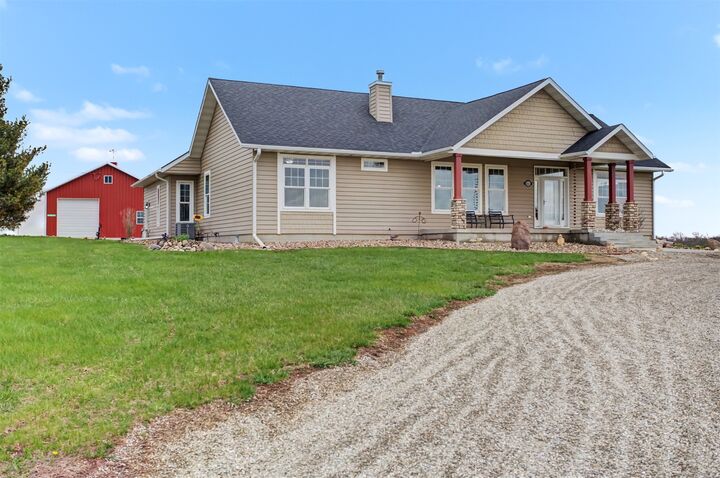 Property Photo:  13121 NE 104th Street  IA 50161 