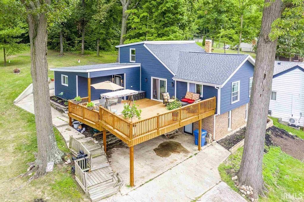 Property Photo:  2717 E Stalf Road  IN 46725 