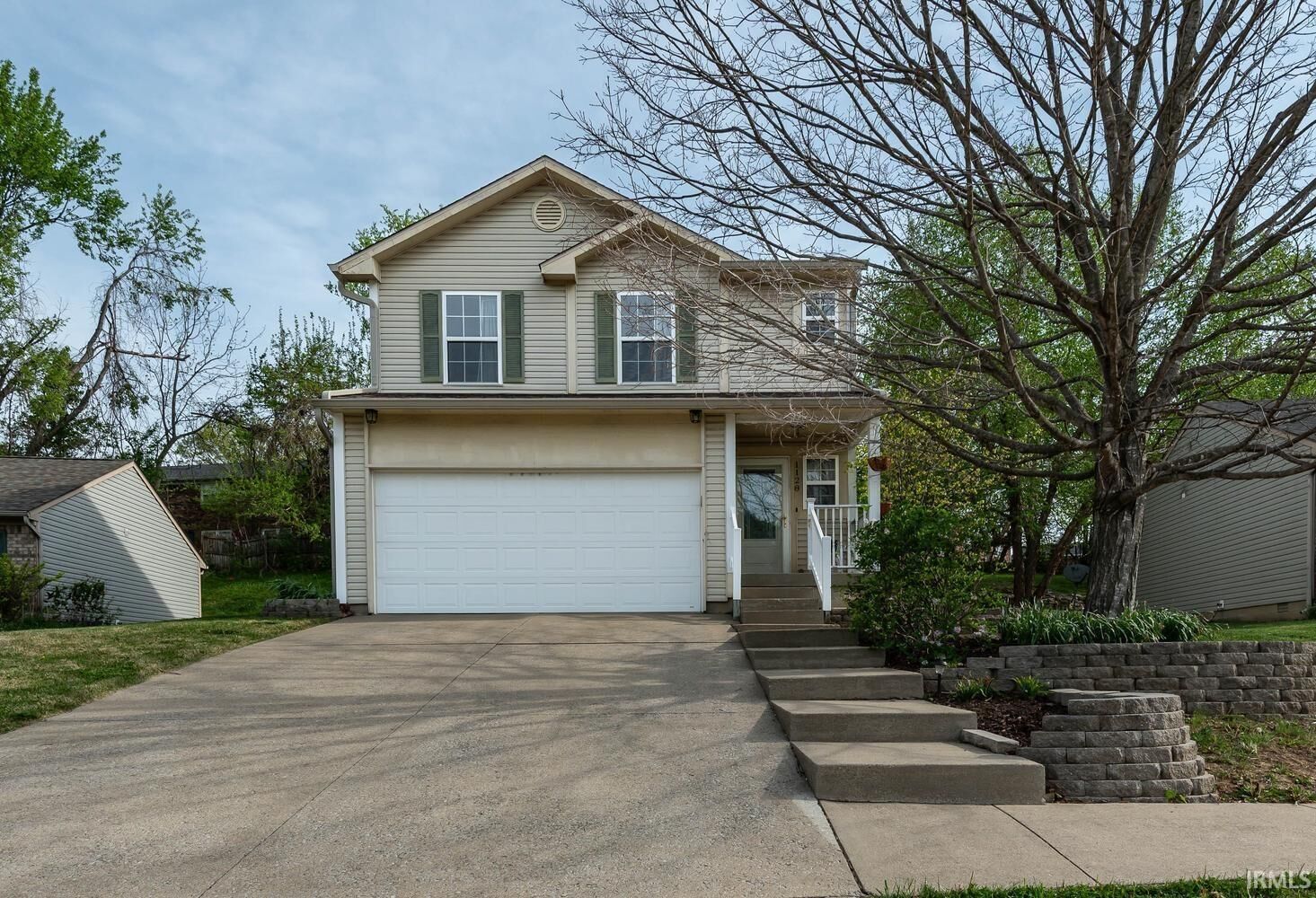 Property Photo:  1128 W Pine Meadows Drive  IN 47403-3730 