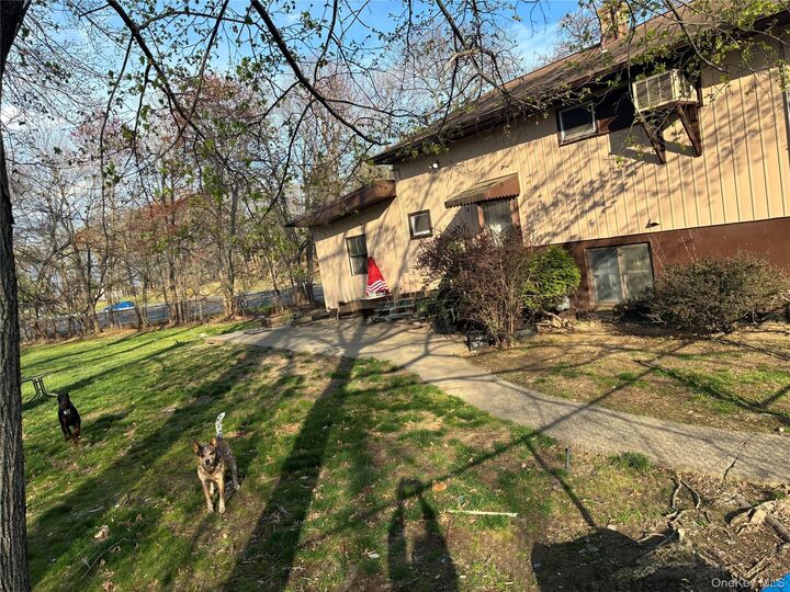 Property Photo:  130 Scotland Hill Road  NY 10977 