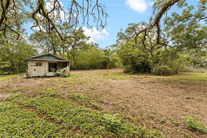 Property Photo:  40611 Otis Allen Road  FL 33540 
