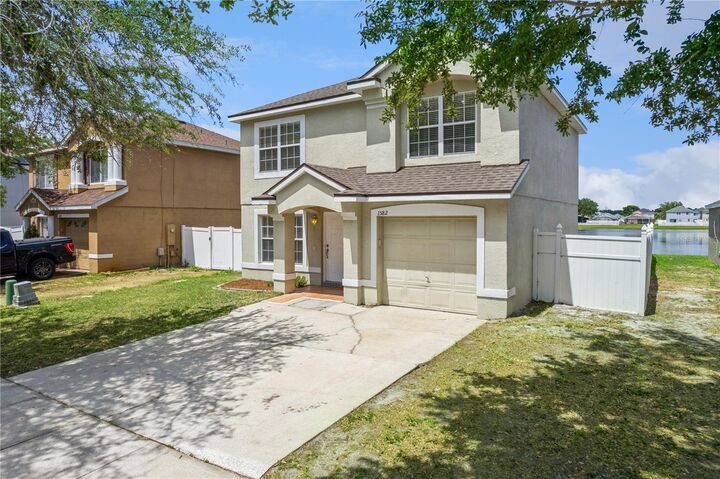 Property Photo:  1582 Carey Glen Circle  FL 32824 