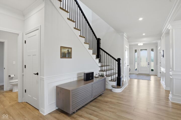 Property Photo:  2746 Towne Meadow Drive  IN 46032 