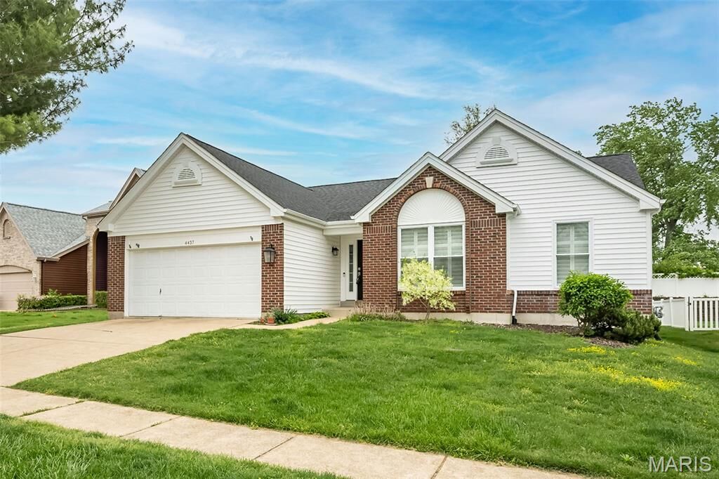 Property Photo:  4437 Forest Dale Drive  MO 63125 