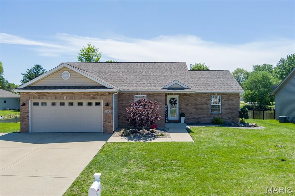Property Photo:  34 Steele Drive  IL 62040 