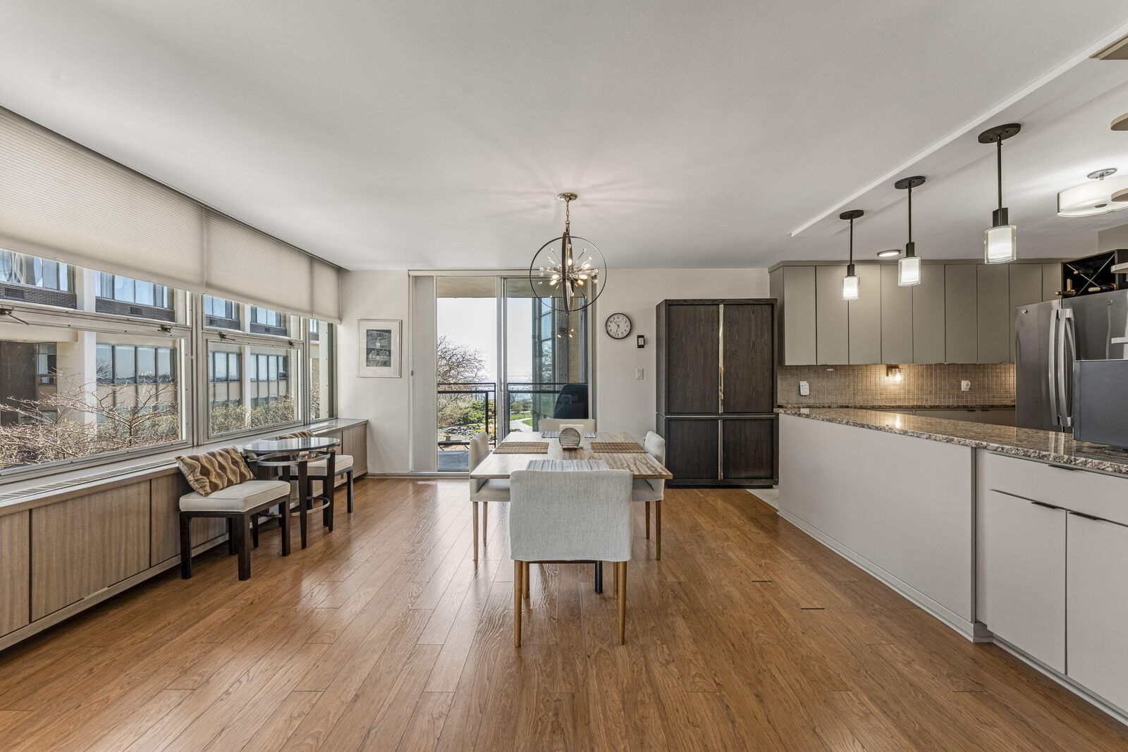 Property Photo: 1610 N Prospect Ave 202 WI 53202