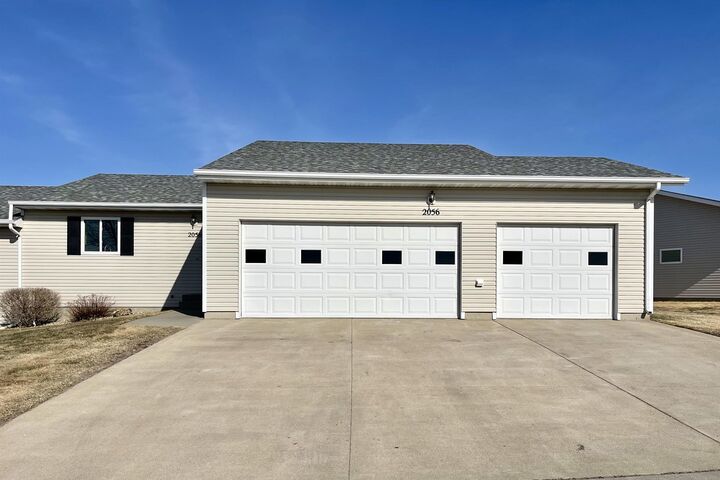 Property Photo:  2056 14th St NW  ND 58703 