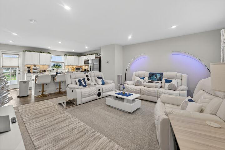 Property Photo:  454 Thresher Street  IL 60115 