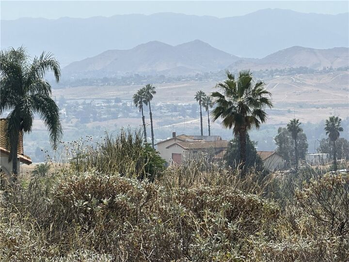 Property Photo:  8385 Indian Knolls Circle  CA 92509 