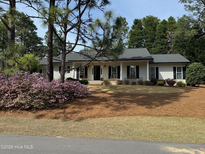 Property Photo:  8 Surry Circle Drive N  NC 28374 