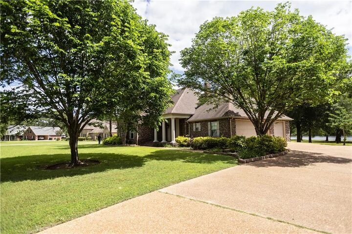 Property Photo:  115 Fox Run Drive  LA 71457 