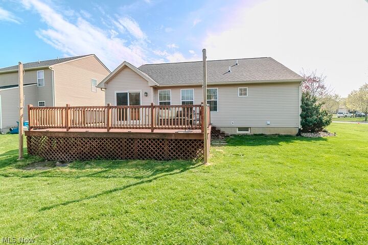 Property Photo:  1731 Poplar Lane  OH 44077 