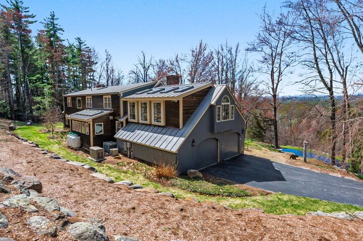 Property Photo:  19 Highland Drive  NH 03031 