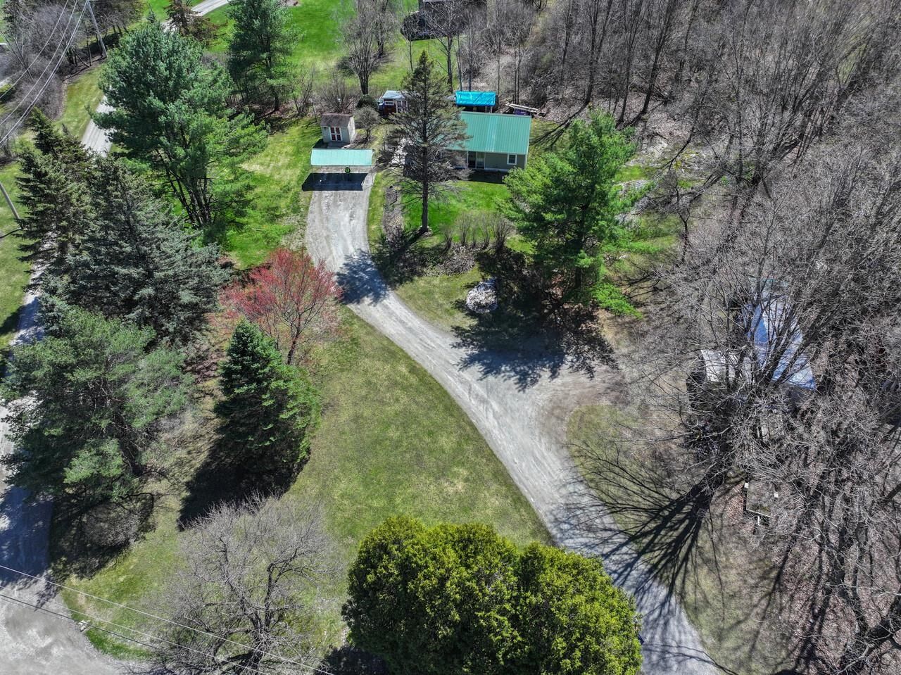 Property Photo:  168 Place Road West  VT 05461 