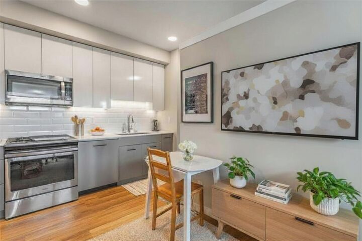 Property Photo:  722 Valley Road 515  BC V1V 2E6 