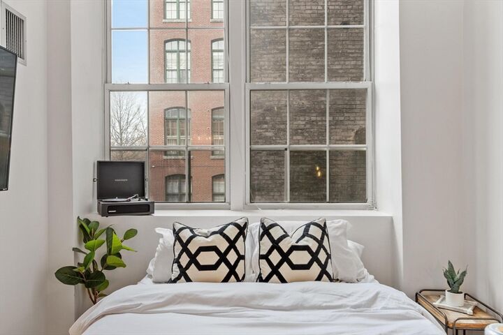 Property Photo:  256-C Market St 3203  MA 01852 