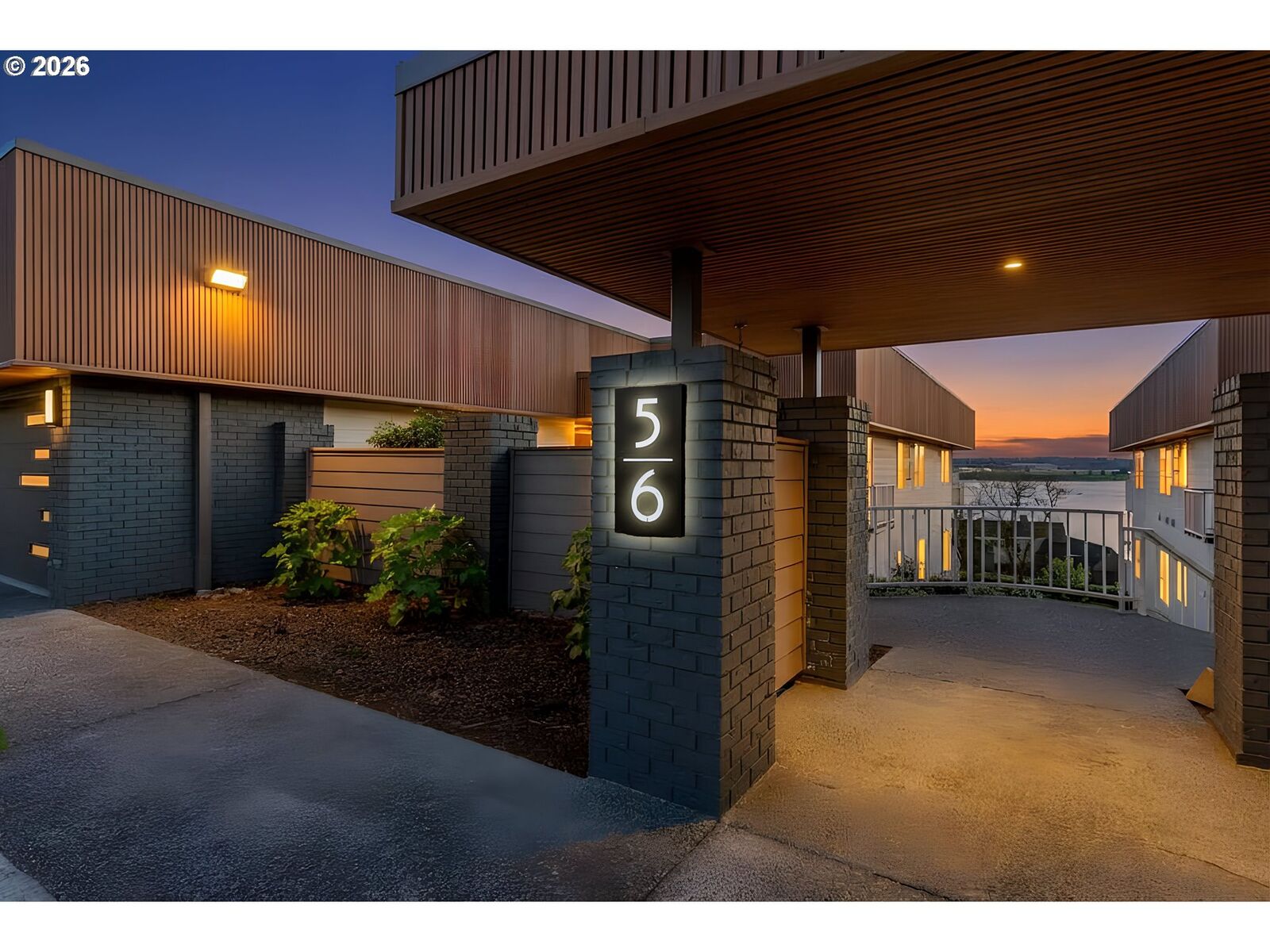 Property Photo:  6903 SE Riverside Dr 6  WA 98664 