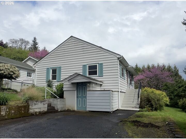 Property Photo:  373 N Shepherd Rd  WA 98671 